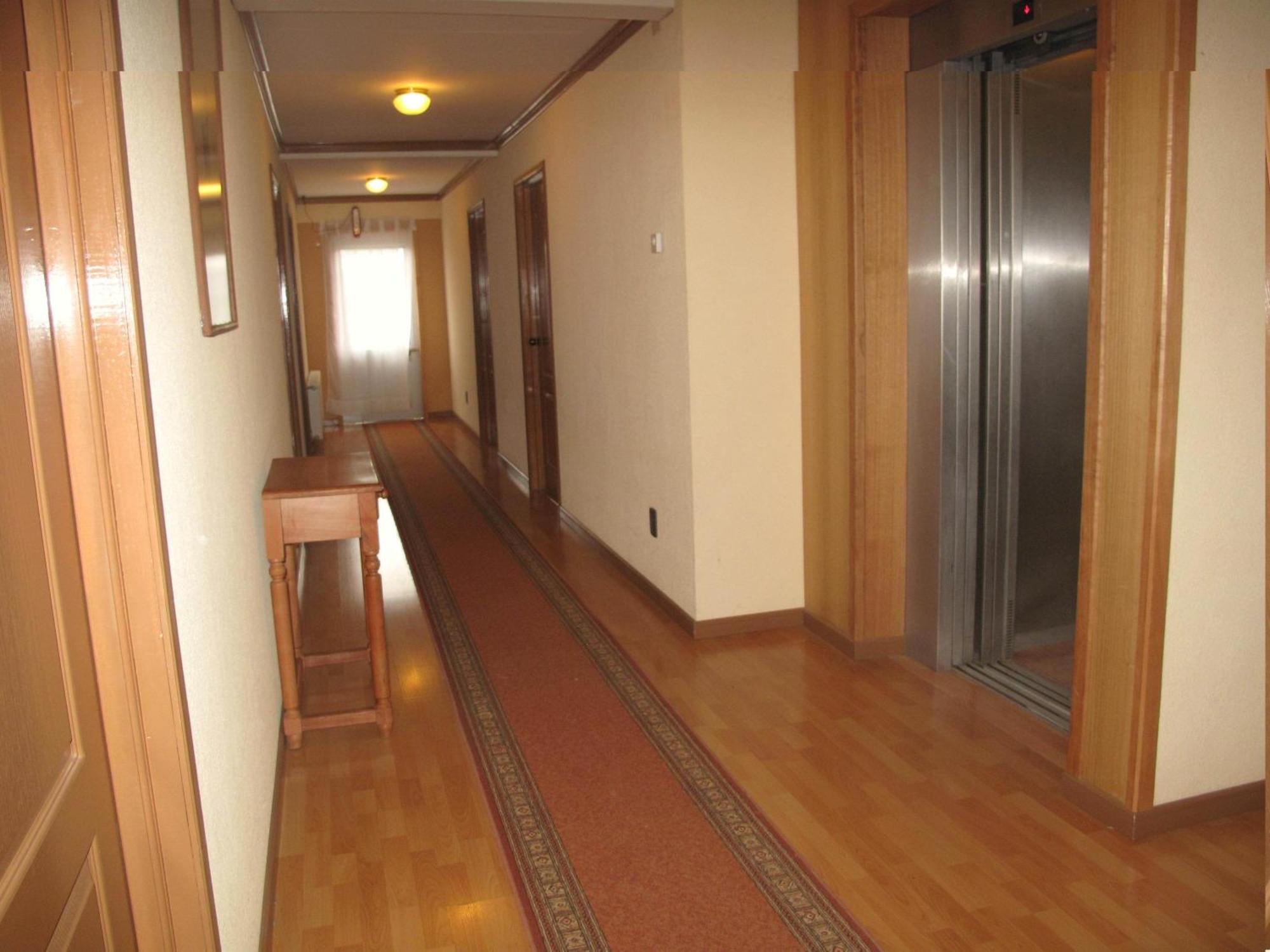 Hotel Saltos Del Paine ปวยร์โตนาตาเลส ภายนอก รูปภาพ