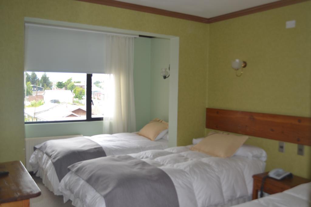Hotel Saltos Del Paine ปวยร์โตนาตาเลส ภายนอก รูปภาพ