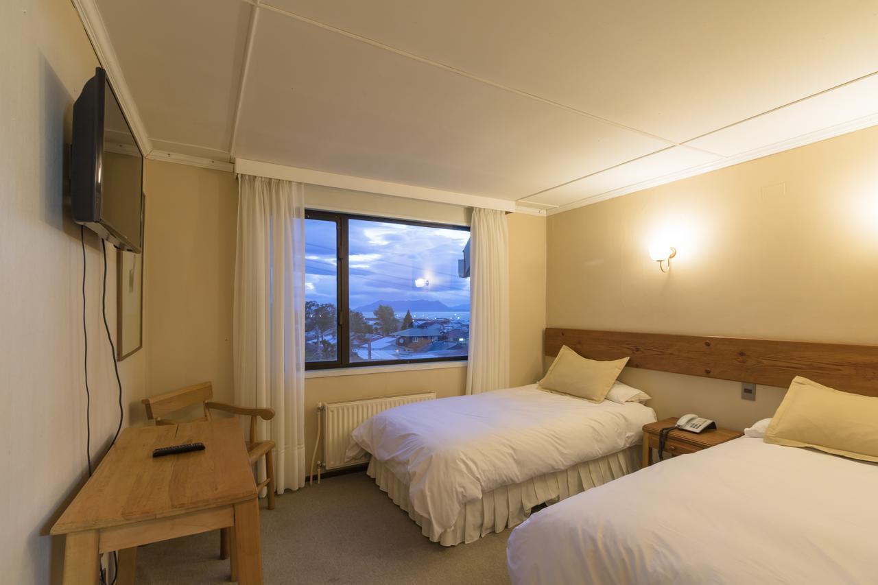 Hotel Saltos Del Paine ปวยร์โตนาตาเลส ภายนอก รูปภาพ